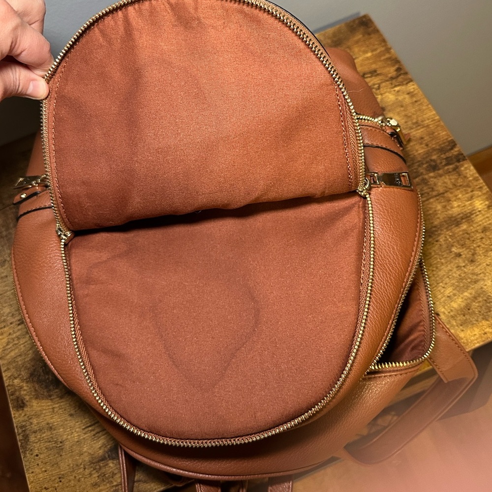 G.H. Bass & Co. Leather Backpack - Picture 9 of 15